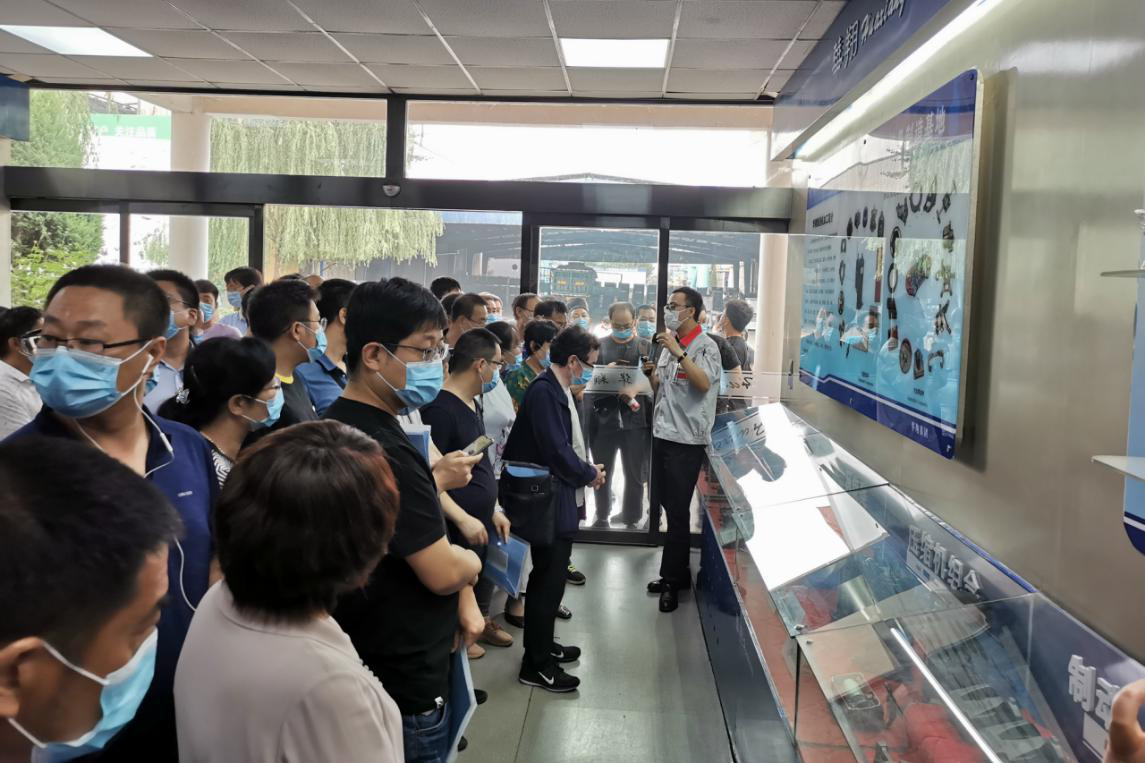 全市复制推广好博体育足球“双创”经验推进会召开