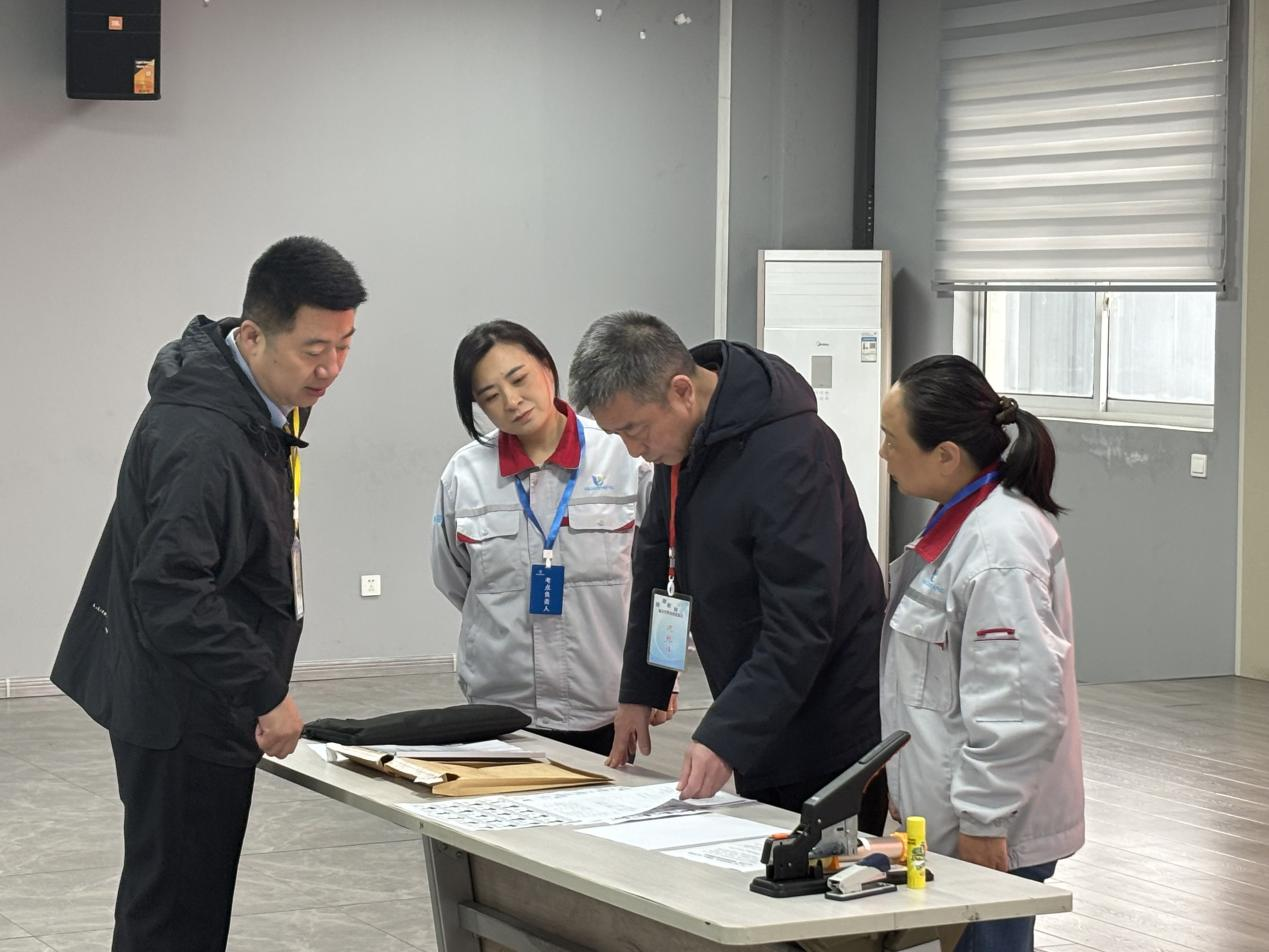 好博体育足球集团成功举办2025年度第一批 高级造型工职业技能等级认定考试